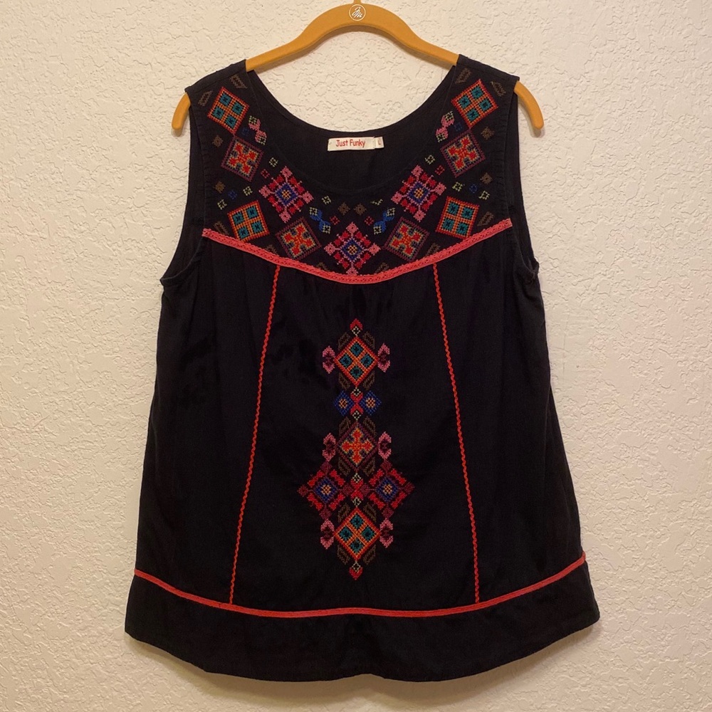 🎄🎄🎄Just Funky Ladies Embroidered Tank Blouse Lg
